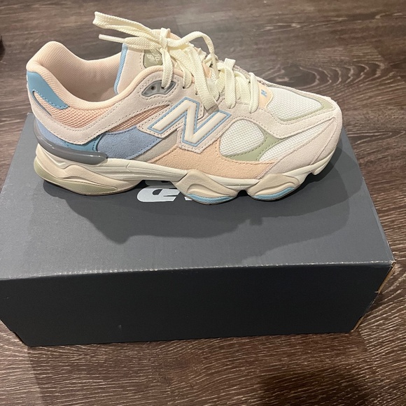 New Balance Shoes - New Balance 9060